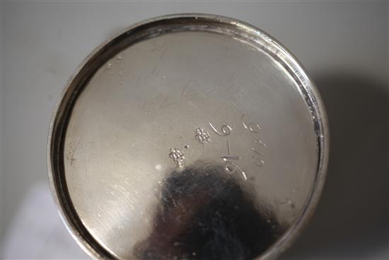 A William III silver mug by Pierre Platel, 9 oz.